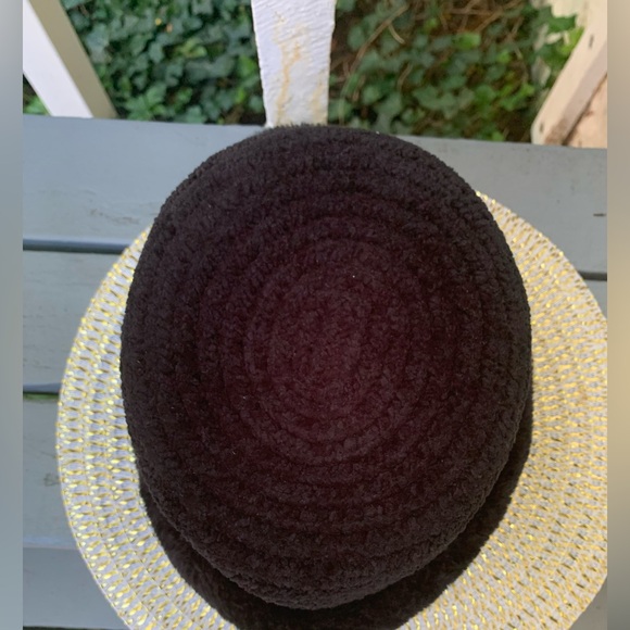 Like New! Vintage Betmar New York Black Cossack Woven Faux Fur Winter Hat - Picture 9 of 11
